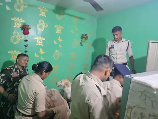 रायपुर में पुलिस का सघन सत्यापन अभियान, 100 जवानों ने 200 से ज्यादा मकानों की जांच की