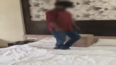 होटल के कमरे में युवक मृत मिला, मोबाइल में मिला सुसाइड नोट; पुलिस हर पहलू से कर रही जांच