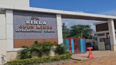 स्कूल में गाली देने पर छात्र को मिली अनोखी सजा, 200 बार अपशब्द लिखवाने का मामला जांच के दायरे में स्कूल में गाली देने पर छात्र को मिली अनोखी सजा, 200 बार अपशब्द लिखवाने का मामला जांच के दायरे में