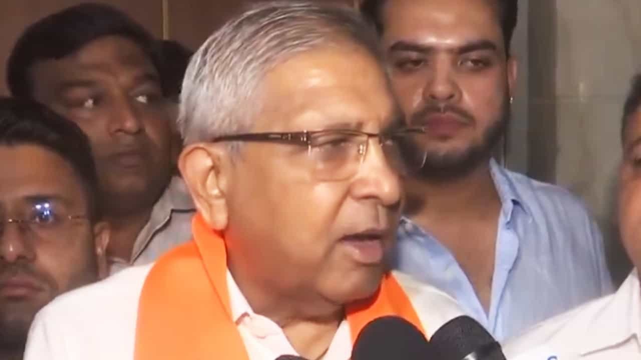 एक और पार्टी का BJP के साथ विलय, भगवा रंग में रंगी दिल्ली में 16 पार्षदों वाली IVP