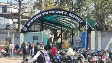 लिंचिंग करने वालों को सजा सुनाने वाली जज तबस्सुम खान को मिल रही धमकियां, कोर्ट ने डीजीपी से मांगा जवाब लिंचिंग करने वालों को सजा सुनाने वाली जज तबस्सुम खान को मिल रही धमकियां, कोर्ट ने डीजीपी से मांगा जवाब