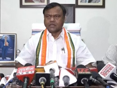 नकटी गांव तोड़फोड़ पर कांग्रेस का बड़ा फैसला, CM के पुतले दहन के दिए निर्देश