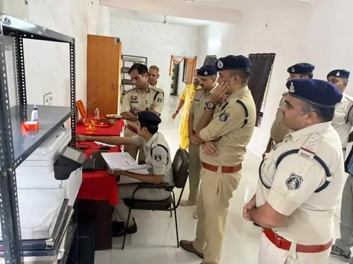ई-मालखाना 2.0 से पुलिस व्यवस्था होगी और पारदर्शी, रायपुर के देवेंद्र नगर थाने में डिजिटल सिस्टम लागू