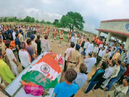 आईआईएम नवा रायपुर में दो दिवसीय चिंतन शिविर संपन्न, योग से हुई शुरुआत; मुख्यमंत्री बोले- स्वस्थ मन और शरीर से मजबूत होगा सुशासन
