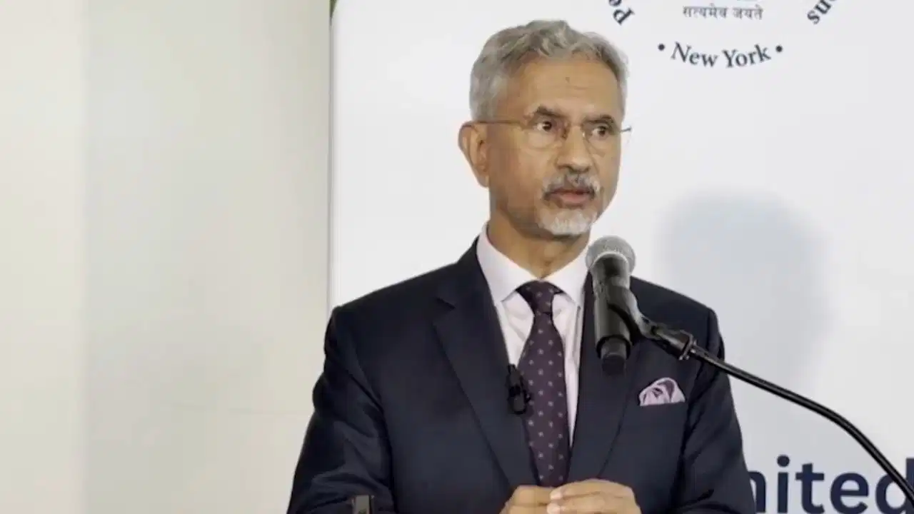 यूएन सुरक्षा परिषद की सदस्यता के लिए भारत ने शुरू किया अभियान, जयशंकर ने पेश किया ‘SHANTI’ विजन यूएन सुरक्षा परिषद की सदस्यता के लिए भारत ने शुरू किया अभियान, जयशंकर ने पेश किया ‘SHANTI’ विजन