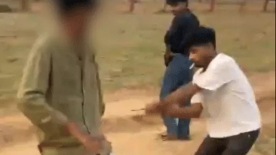 15 साल के लड़के का किडनैप कर लाठी से पीटा:जंगल में ले जाकर की पिटाई, आरोपियों ने वीडियो भी बनाया