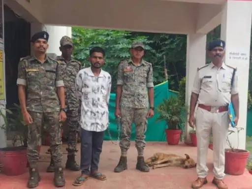 नाबालिग से दुष्कर्म का आरोपी गिरफ्तार, पहाड़ी इलाके में छिपा मिला; पुलिस ने भेजा जेल नाबालिग से दुष्कर्म का आरोपी गिरफ्तार, पहाड़ी इलाके में छिपा मिला; पुलिस ने भेजा जेल