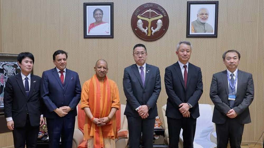 लखनऊ में स्वदेशी रक्षा तकनीक का प्रदर्शन, आत्मघाती ड्रोन से बैलिस्टिक जैकेट तक दिखे अत्याधुनिक उत्पाद लखनऊ में स्वदेशी रक्षा तकनीक का प्रदर्शन, आत्मघाती ड्रोन से बैलिस्टिक जैकेट तक दिखे अत्याधुनिक उत्पाद