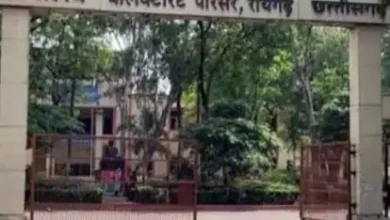 रायगढ़ में नक्शा बंटांकन की धीमी रफ्तार पर सख्ती, 10 तहसीलदारों को नोटिस रायगढ़ में नक्शा बंटांकन की धीमी रफ्तार पर सख्ती, 10 तहसीलदारों को नोटिस