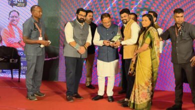 ITV नेटवर्क यूथ कॉन्क्लेव में डॉ. विकास लुनावत सम्मानित, कृषि में नवाचार के लिए मिला सम्मान ITV नेटवर्क यूथ कॉन्क्लेव में डॉ. विकास लुनावत सम्मानित, कृषि में नवाचार के लिए मिला सम्मान
