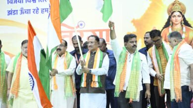छत्तीसगढ़ में तिरंगा यात्रा का भव्य आयोजन, CM विष्णु देव साय ने हाथ में तिरंगा लेकर की अगुवाई छत्तीसगढ़ में तिरंगा यात्रा का भव्य आयोजन, CM विष्णु देव साय ने हाथ में तिरंगा लेकर की अगुवाई