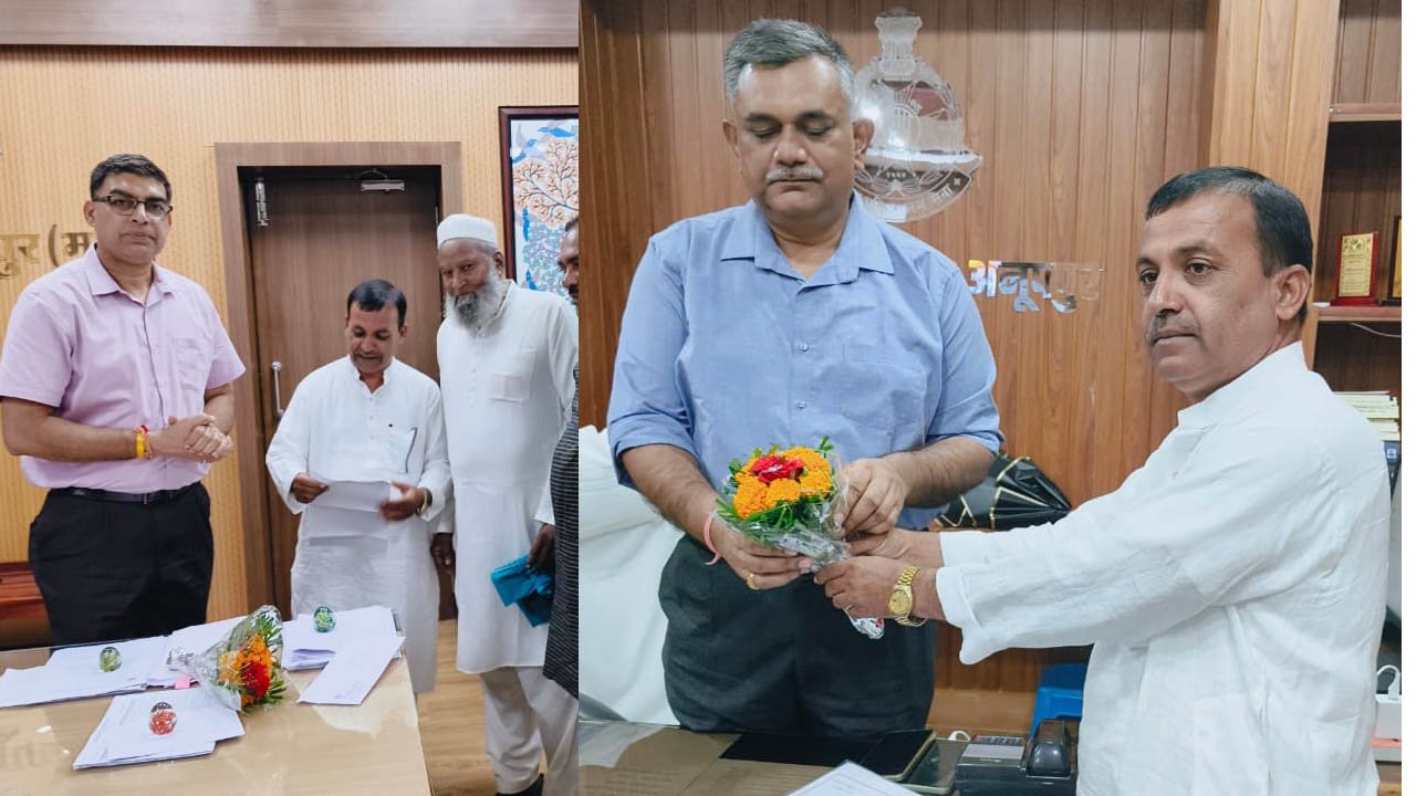 नवागत कलेक्टर एवं पुलिस अधीक्षक से इरशाद अहमद ने की मुलाकात नवागत कलेक्टर एवं पुलिस अधीक्षक से इरशाद अहमद ने की मुलाकात