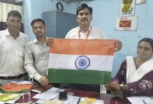 ₹25 में तिरंगा से ₹30 में गंगाजल तक, डाक विभाग ने शुरू की खास बिक्री; राखी के लिफाफे भी सस्ते