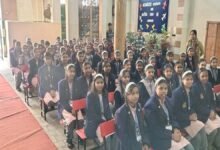यूपी में युवा अफसर बताएंगे करियर का रास्ता, स्कूलों में हर महीने होगा छात्रों से सीधा संवाद