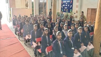 यूपी में युवा अफसर बताएंगे करियर का रास्ता, स्कूलों में हर महीने होगा छात्रों से सीधा संवाद
