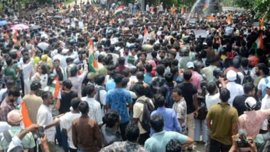 छात्र आंदोलन पर सख्ती! रांची में 600 प्रदर्शनकारियों के खिलाफ FIR, पुलिस कार्रवाई से मचा हड़कंप छात्र आंदोलन पर सख्ती! रांची में 600 प्रदर्शनकारियों के खिलाफ FIR, पुलिस कार्रवाई से मचा हड़कंप