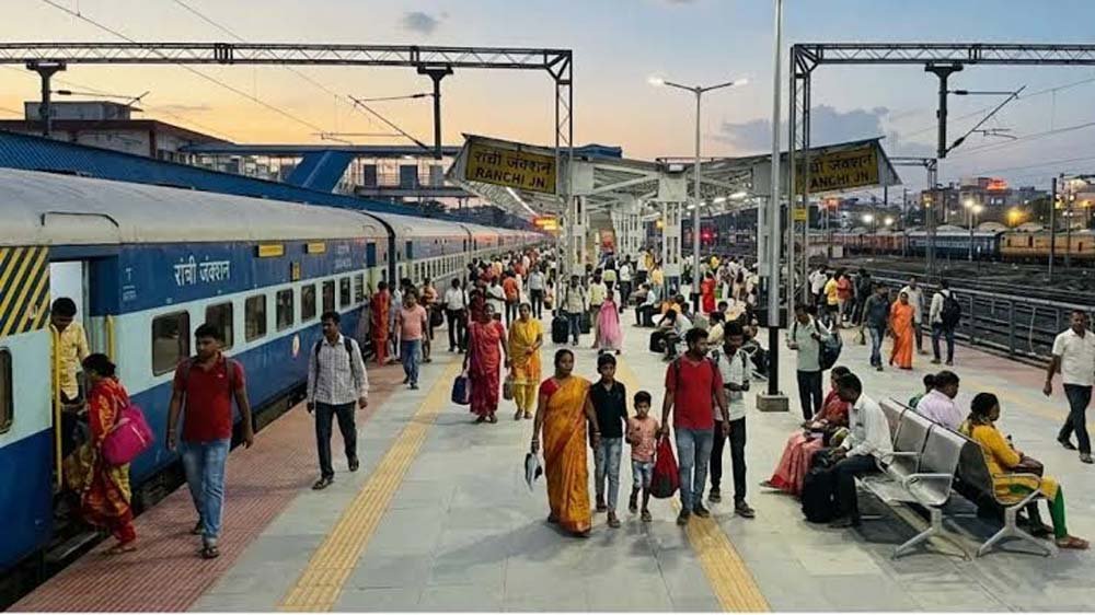 ट्रेन यात्रियों को मिलेंगे साफ-सुथरे बेडरोल, हटिया में नई लॉन्ड्री से दोगुनी होगी क्षमता ट्रेन यात्रियों को मिलेंगे साफ-सुथरे बेडरोल, हटिया में नई लॉन्ड्री से दोगुनी होगी क्षमता