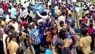 गिजरी नाले में बाढ़ से थमा यातायात, अमरकंटक जाने वाले सैकड़ों श्रद्धालु फंसे गिजरी नाले में बाढ़ से थमा यातायात, अमरकंटक जाने वाले सैकड़ों श्रद्धालु फंसे