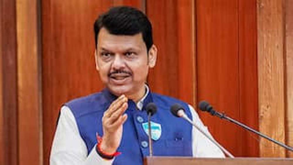 मंत्री का फैसला पलट सकेंगे फडणवीस! महाराष्ट्र की नई नियमावली से महायुति में हलचल मंत्री का फैसला पलट सकेंगे फडणवीस! महाराष्ट्र की नई नियमावली से महायुति में हलचल