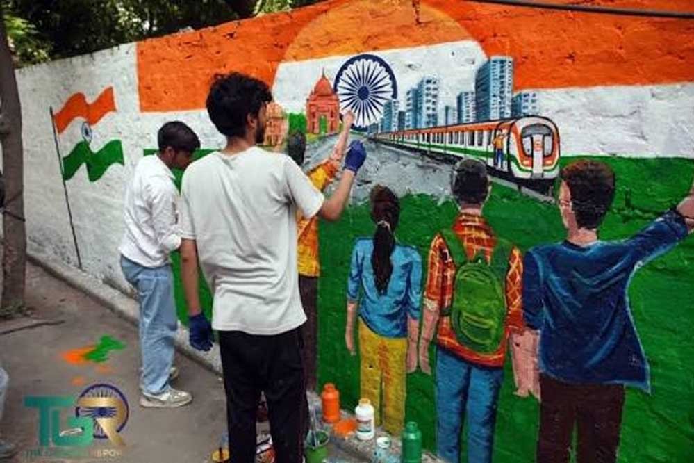 रंग दे बसंती अभियान: युवाओं ने कॉमिक्स में उकेरा ‘नया उत्तर प्रदेश’, बदलाव की दिखाई तस्वीर रंग दे बसंती अभियान: युवाओं ने कॉमिक्स में उकेरा ‘नया उत्तर प्रदेश’, बदलाव की दिखाई तस्वीर