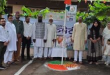 मिर्ज़ा एजाज़ बेग ने हज कमेटी कार्यालय में किया ध्वजारोहण