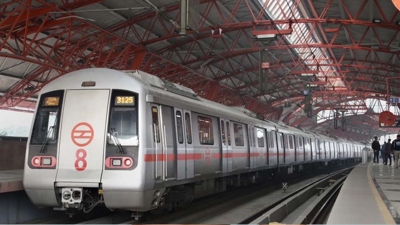 लाल किले जाने वालों को राहत, स्वतंत्रता दिवस पर सुबह 4 बजे से दौड़ेगी मेट्रो