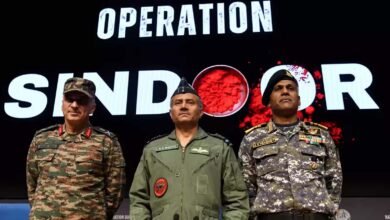 ऑपरेशन सिंदूर पर डॉक्यूमेंट्री से पाकिस्तान नाराज, कहा- एकतरफा दिखाया गया अभियान ऑपरेशन सिंदूर पर डॉक्यूमेंट्री से पाकिस्तान नाराज, कहा- एकतरफा दिखाया गया अभियान