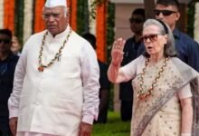 ‘वंदे मातरम्’ विवाद में घिरी कांग्रेस, सोनिया-राहुल के खिलाफ शिकायत; BJP ने मांगी कड़ी कार्रवाई