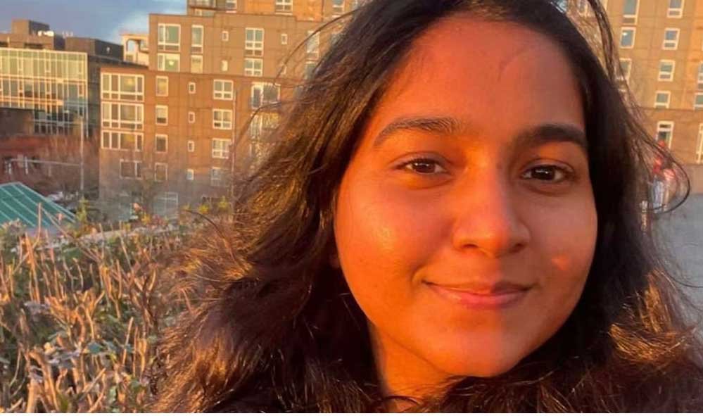 Seattle में जान गंवाने वाली आंध्र की जाह्नवी कंदुला के परिवार को बड़ी राहत, करीब ₹262 करोड़ में हुआ सेटलमेंट Seattle में जान गंवाने वाली आंध्र की जाह्नवी कंदुला के परिवार को बड़ी राहत, करीब ₹262 करोड़ में हुआ सेटलमेंट