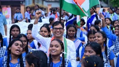 रिमझिम बारिश में निकली भव्य तिरंगा यात्रा, देशभक्ति से सराबोर हुआ रायगढ़