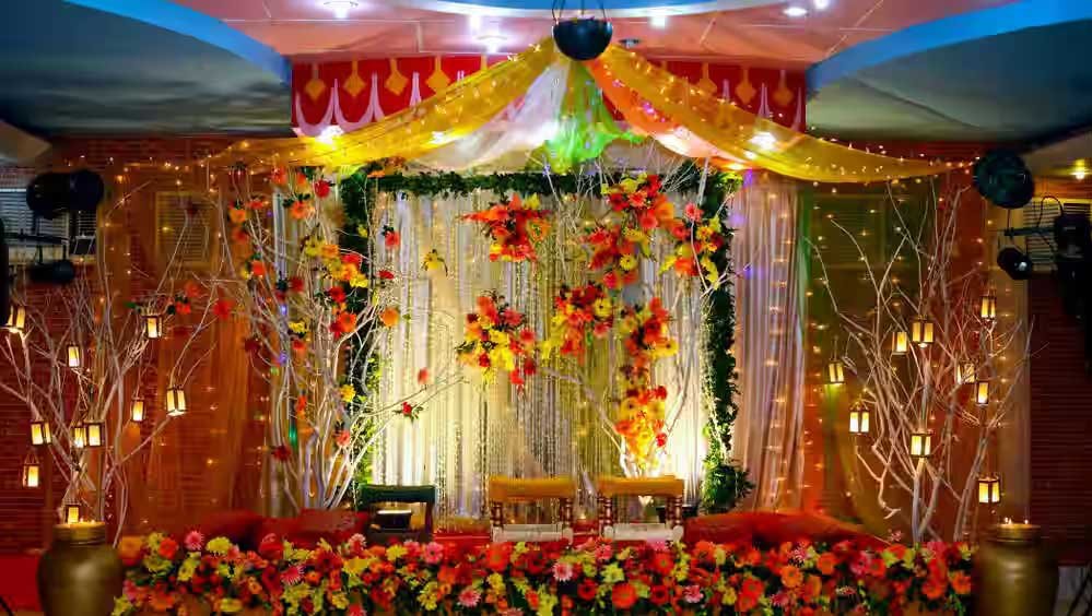 झांकी-पंडाल की साज-सज्जा के लिए अस्थाई बिजली कनेक्शन जरूरी: मंत्री तोमर