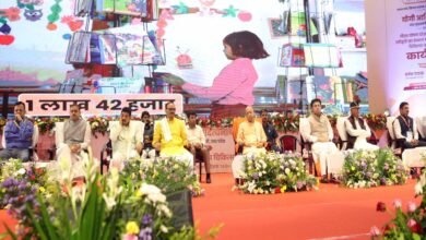 रसोइयों की सामाजिक सुरक्षा को लेकर बड़ा कदम, मुख्यमंत्री योगी के समक्ष हुआ एमओयू रसोइयों की सामाजिक सुरक्षा को लेकर बड़ा कदम, मुख्यमंत्री योगी के समक्ष हुआ एमओयू