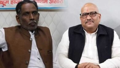 मछली भोज को लेकर अयोध्या में सियासी घमासान, अजय राय ने दी सफाई; इकबाल अंसारी ने जताई आपत्ति मछली भोज को लेकर अयोध्या में सियासी घमासान, अजय राय ने दी सफाई; इकबाल अंसारी ने जताई आपत्ति