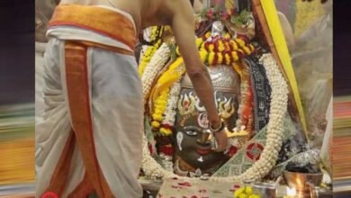 महाकाल का अलौकिक श्रृंगार, ओंकारेश्वर में बाबा का रुद्राभिषेक; भोजेश्वर महादेव 6 क्विंटल फूलों से सजे