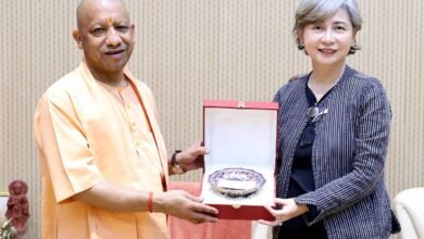 UPSSSC मुख्य परीक्षा का सफल आयोजन, योगी सरकार ने पारदर्शिता और सुरक्षा पर रखा खास जोर UPSSSC मुख्य परीक्षा का सफल आयोजन, योगी सरकार ने पारदर्शिता और सुरक्षा पर रखा खास जोर