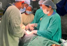 सिम्स में 78 वर्षीय महिला का दुर्लभ कैंसर ऑपरेशन सफल, अंडाशय से निकला एक किलो का ट्यूमर