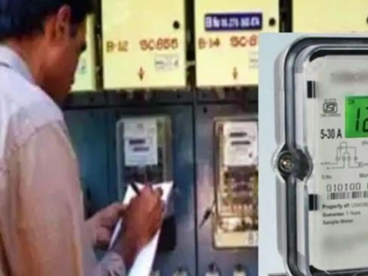 उपभोक्ता आयोग के आदेश की अनदेखी पड़ी भारी, दो बिजली अफसरों पर 25-25 हजार जुर्माना