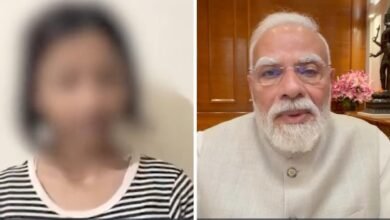 PM मोदी पर अपशब्द बोलने के बाद बदले सुर: छात्रा ने हाथ जोड़कर मांगी माफी, कहा- ‘मुझसे बड़ी गलती हुई, देश मुझे माफ करे’