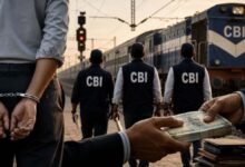 48 करोड़ के रेलवे टेंडर में घूसखोरी, CBI ने दो रेलकर्मियों को रंगे हाथ पकड़ा