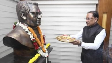 अटल जी के संकल्प और दूरदर्शी नेतृत्व ने छत्तीसगढ़ को दी नई पहचान, सुशासन और अंत्योदय की राह पर आगे बढ़ रहा प्रदेश : मुख्यमंत्री साय अटल जी के संकल्प और दूरदर्शी नेतृत्व ने छत्तीसगढ़ को दी नई पहचान, सुशासन और अंत्योदय की राह पर आगे बढ़ रहा प्रदेश : मुख्यमंत्री साय