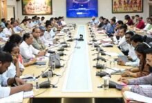 निजी स्कूलों की मनमानी पर कलेक्टर का एक्शन, किताबें नहीं लेने पर नोटिस के निर्देश