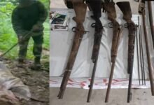 Kanker में नक्सलियों को बड़ा झटका! जंगल से हथियारों का भारी जखीरा बरामद
