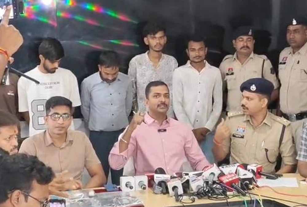 छत्तीसगढ़ कृषि विश्वविद्यालय पेपर लीक केस में कार्रवाई, प्रोफेसर सहित 6 आरोपी गिरफ्तार