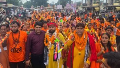 हर-हर महादेव के जयकारों से गूंजा रायपुर, विशाल कांवड़ यात्रा में उमड़ा आस्था का सैलाब हर-हर महादेव के जयकारों से गूंजा रायपुर, विशाल कांवड़ यात्रा में उमड़ा आस्था का सैलाब
