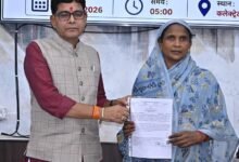 टंक राम वर्मा ने बांटे डिजिटल जाति प्रमाण पत्र: सेवा सेतु से 441 सरकारी सेवाएं ऑनलाइन, बोले—अब दफ्तरों के चक्कर खत्म