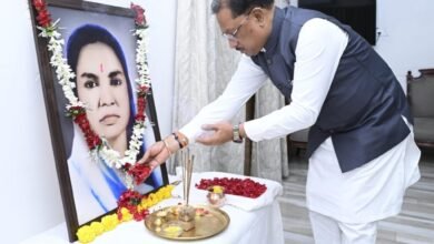 मुख्यमंत्री साय ने छत्तीसगढ़ की प्रथम महिला सांसद और समाज सेविका मिनीमाता जी की पुण्यतिथि पर किया नमन