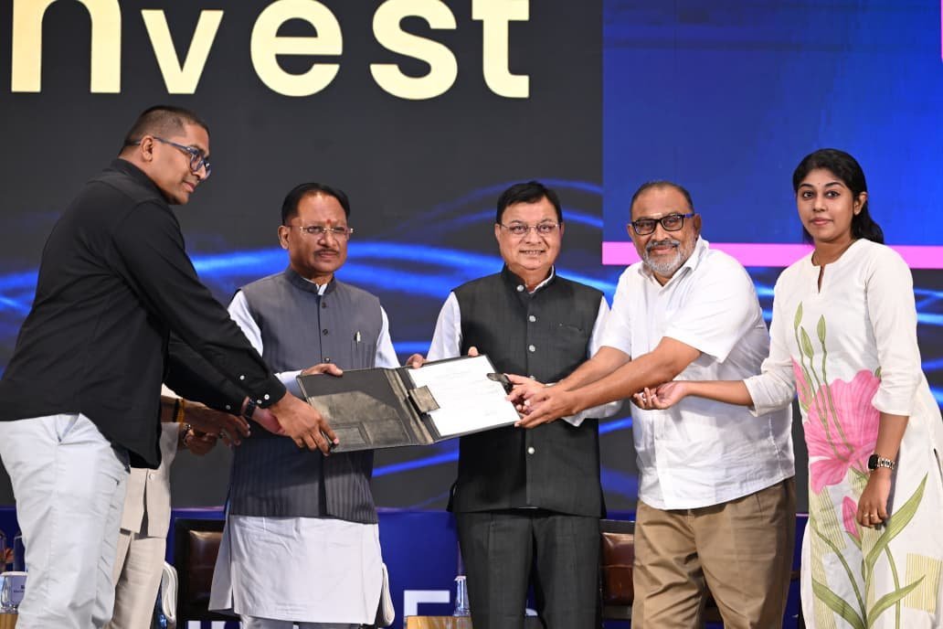 विशेष लेख : विजन 2047 के लिए तैयार छत्तीसगढ़, नई औद्योगिक नीति से निवेश, रोजगार और आधुनिक तकनीक को मिलेगी नई दिशा विशेष लेख : विजन 2047 के लिए तैयार छत्तीसगढ़, नई औद्योगिक नीति से निवेश, रोजगार और आधुनिक तकनीक को मिलेगी नई दिशा