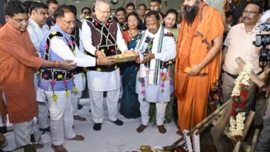 हरेली पर CM साय ने दिया हरियाली का संदेश: पारिजात का पौधा लगाया, कृषि औजारों की पूजा की; बोले- किसान समृद्ध होगा तो प्रदेश बढ़ेगा