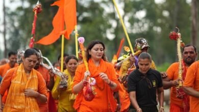 151 किमी कांवड़ यात्रा का चौथा दिन: भावना बोहरा संग मोहतरा पहुंची यात्रा, जगह-जगह पुष्पवर्षा से स्वागत, गूंजे हर-हर महादेव के जयकारे 151 किमी कांवड़ यात्रा का चौथा दिन: भावना बोहरा संग मोहतरा पहुंची यात्रा, जगह-जगह पुष्पवर्षा से स्वागत, गूंजे हर-हर महादेव के जयकारे