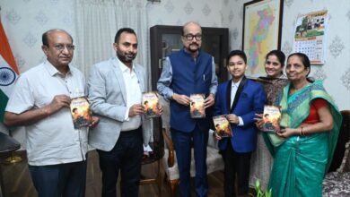 राज्यपाल डेका ने 12 वर्षीय छात्र मास्टर दिव्यांश की पुस्तक ‘थॉट्स अबाउट गॉड’ का किया विमोचन